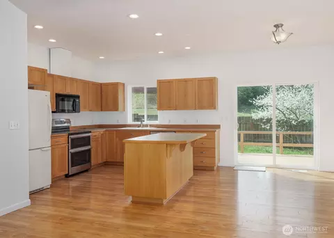Kitchen - 70 America Blvd, Sequim, WA 98382 photo 1 of 5