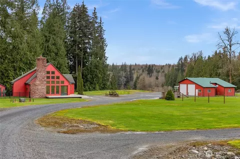 22130 Dubuque Rd, Snohomish, WA 98290