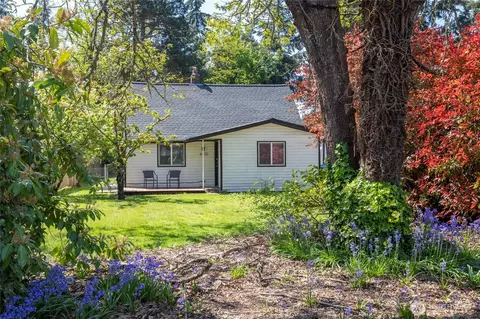 6420 Lake Grove St SW, Lakewood, WA 98499