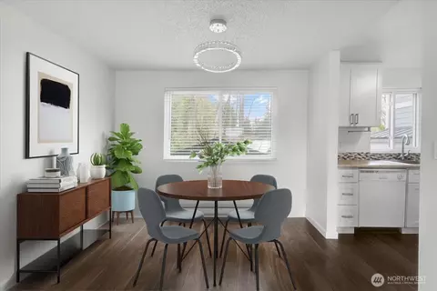 15910 3rd Pl SW #B, Burien, WA 98166