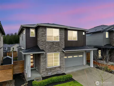 12805 189th Ave E, Bonney Lake, WA 98391