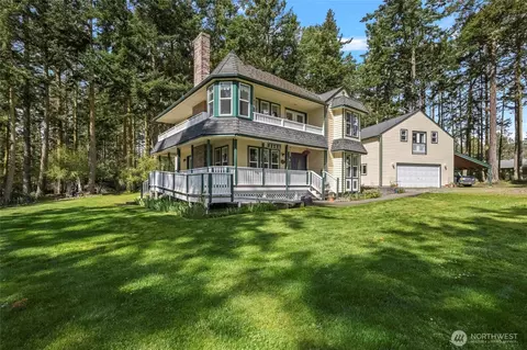 2564 Libbey Rd, Coupeville, WA 98239
