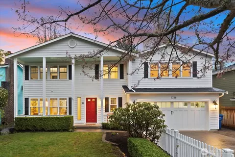 7738 43rd Ave NE, Seattle, WA 98115