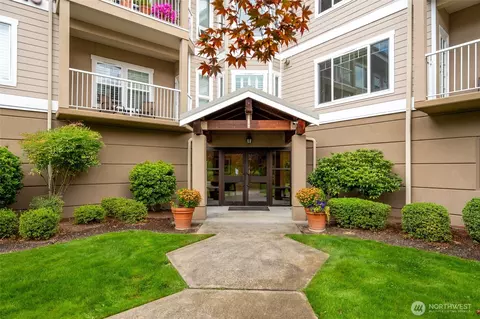 1854 NW 195th St #205, Shoreline, WA 98177