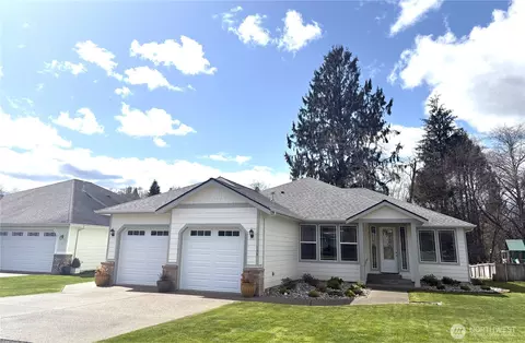135 Bowe Dr, Montesano, WA 98563