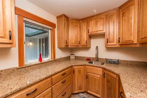 Kitchen - 533 Brigadoon Blvd, Sequim, WA 98382 photo 3 of 3