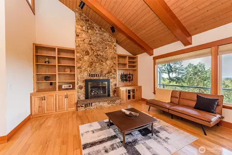 Living - 533 Brigadoon Blvd, Sequim, WA 98382 photo 2 of 3