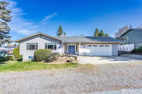 1103 Dale St SE, East Wenatchee, WA 98802