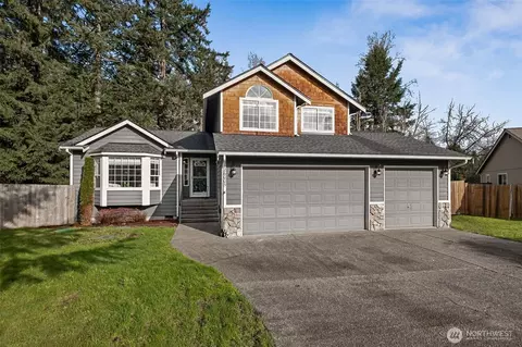 26005 121st St E, Buckley, WA 98321