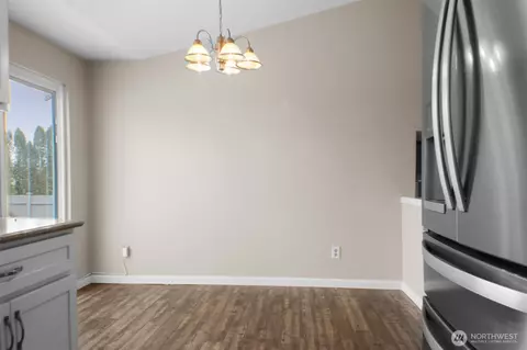 Dining - 1000 Baysinger Pl, Enumclaw, WA 98022 photo 1 of 1