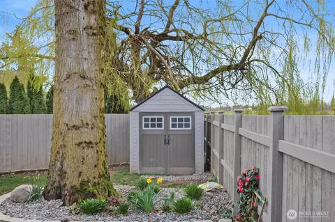Exterior - 1000 Baysinger Pl, Enumclaw, WA 98022 photo 5 of 5