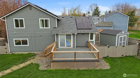 Exterior - 1000 Baysinger Pl, Enumclaw, WA 98022 photo 2 of 5