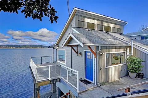 692 Maple Grove Rd, Camano Island, WA 98282