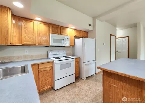 7 107th St SW, Everett, WA 98204 photo 5
