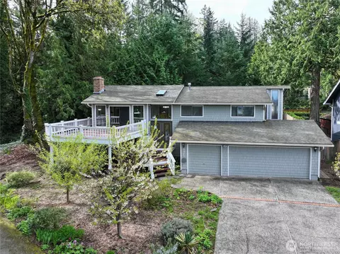 17103 SE 41st St, Bellevue, WA 98008