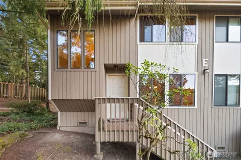 1800 Grant Ave S #E2, Renton, WA 98055