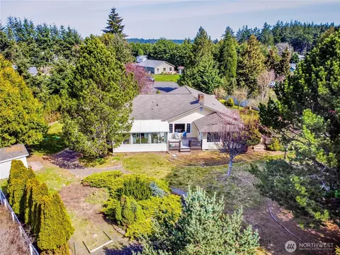 View/Area - 122 Steve Pl, Sequim, WA 98382 photo 4 of 5