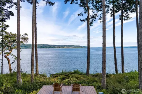 1444 Sergios View Ln, Oak Harbor, WA 98277
