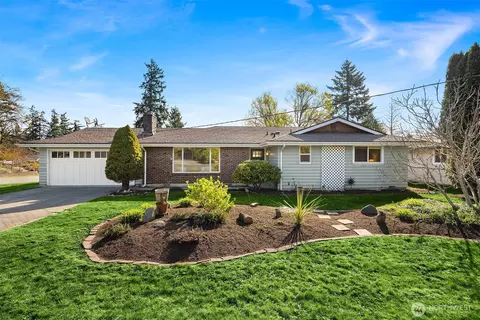 26204 147th Ave SE, Kent, WA 98042