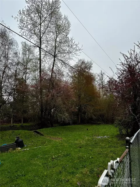 14015 113th Avenue Ct E, Puyallup, WA 98374