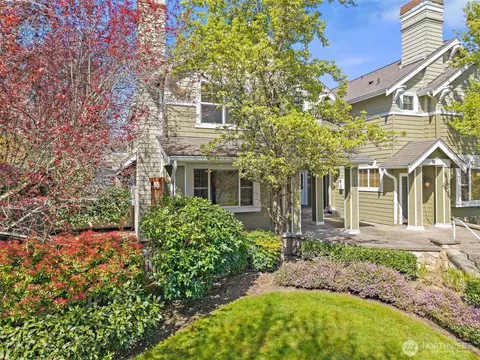 6509 188th Pl NE #110, Redmond, WA 98052