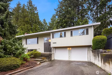 9909 227th Pl SW, Edmonds, WA 98020