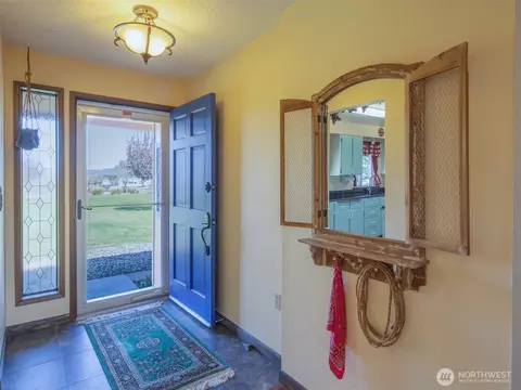 Entry Way - 1110 Cameron Rd, Sequim, WA 98382 photo 1 of 1