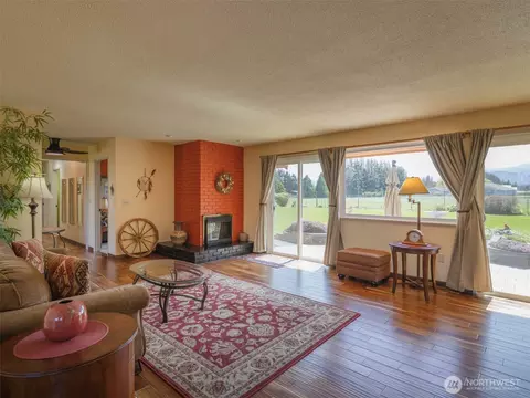 Living - 1110 Cameron Rd, Sequim, WA 98382 photo 1 of 4