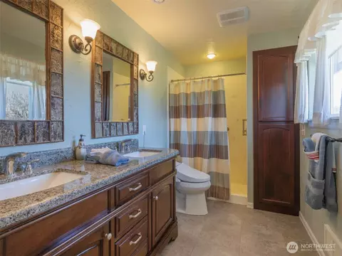 Bath - 1110 Cameron Rd, Sequim, WA 98382 photo 2 of 3