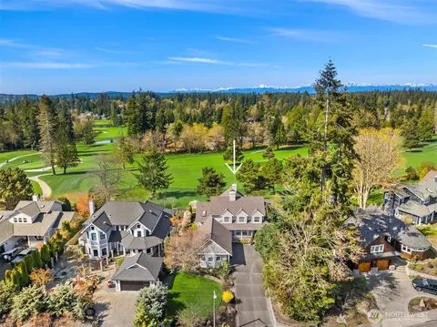 905 Cherry Ave NE, Bainbridge Island, WA 98110