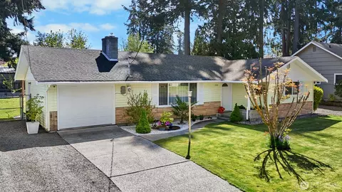 1312 Hensley St NE, Olympia, WA 98516