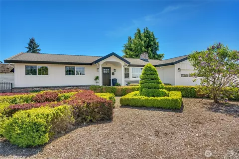 1510 10th Ave NW, Puyallup, WA 98371