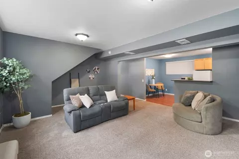 21912 1st Ave W, Bothell, WA 98021 photo 22