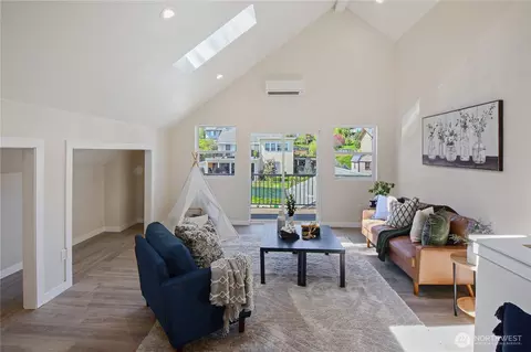4018 Grand Ave, Everett, WA 98201