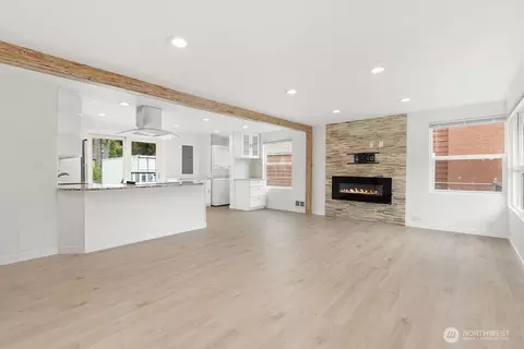 3225 SE 5th St, Renton, WA 98058