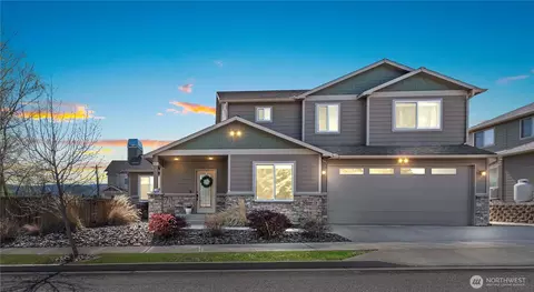 1705 Toaimnic Dr, Wenatchee, WA 98801