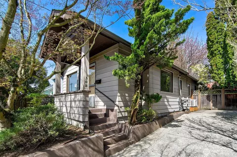 308 NW 70th St, Seattle, WA 98117