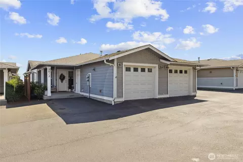 3613 Portage Ln, Anacortes, WA 98221
