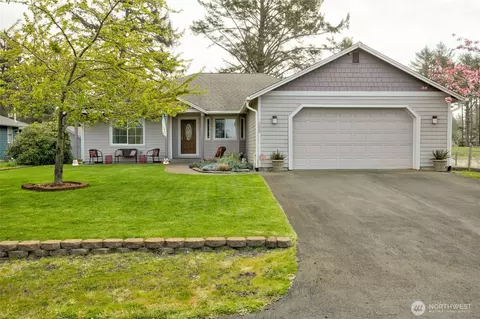 266 Octopus Ave NE, Ocean Shores, WA 98569