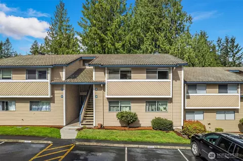 17532 150th Ct SE #M8, Renton, WA 98058