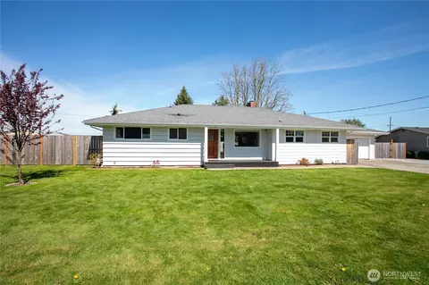 412 W 2nd St, Everson, WA 98247 photo 32