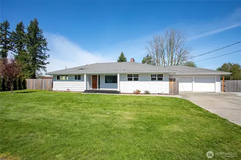 412 W 2nd St, Everson, WA 98247 photo 2