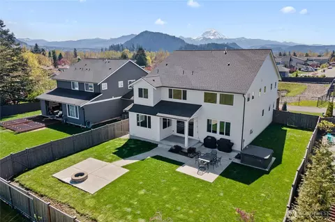 Exterior - 2595 Terry Ct, Enumclaw, WA 98022 photo 4 of 5