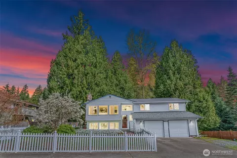 1129 207th Pl SE, Bothell, WA 98012