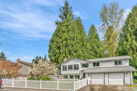 1129 207th Pl SE, Bothell, WA 98012 photo 2