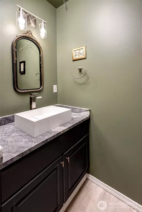 Bath - 15510 SE 252nd Pl, Covington, WA 98042 photo 3 of 3