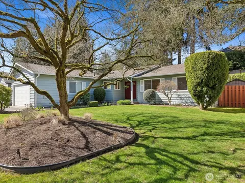 14119 110th Ave NE, Kirkland, WA 98034