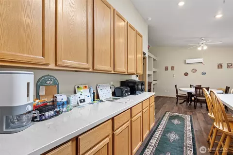 Kitchen - 25314 38th Ave E, Spanaway, WA 98387 photo 6 of 6