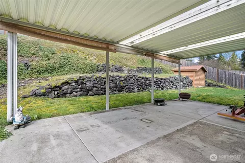 Exterior - 25314 38th Ave E, Spanaway, WA 98387 photo 7 of 8