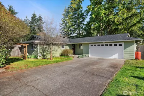 4717 Lakemont Ct SE, Olympia, WA 98513